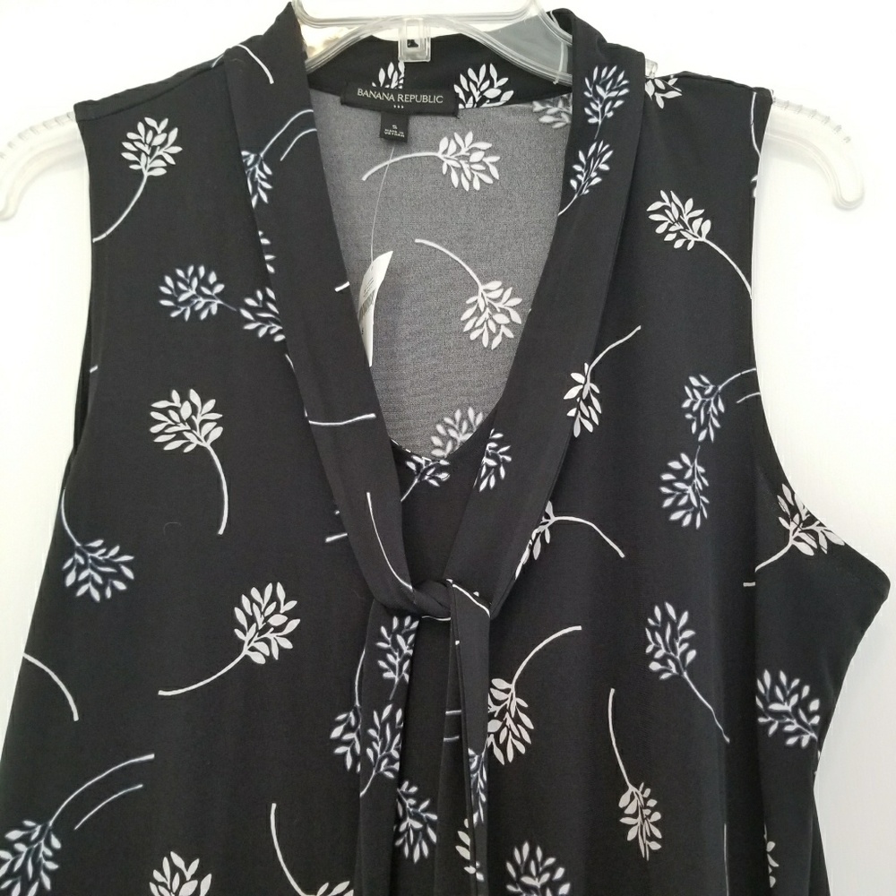 BANANA REPUBLIC SIZE SMALL FLORAL TIE BLOUSE - Picture 2 of 3